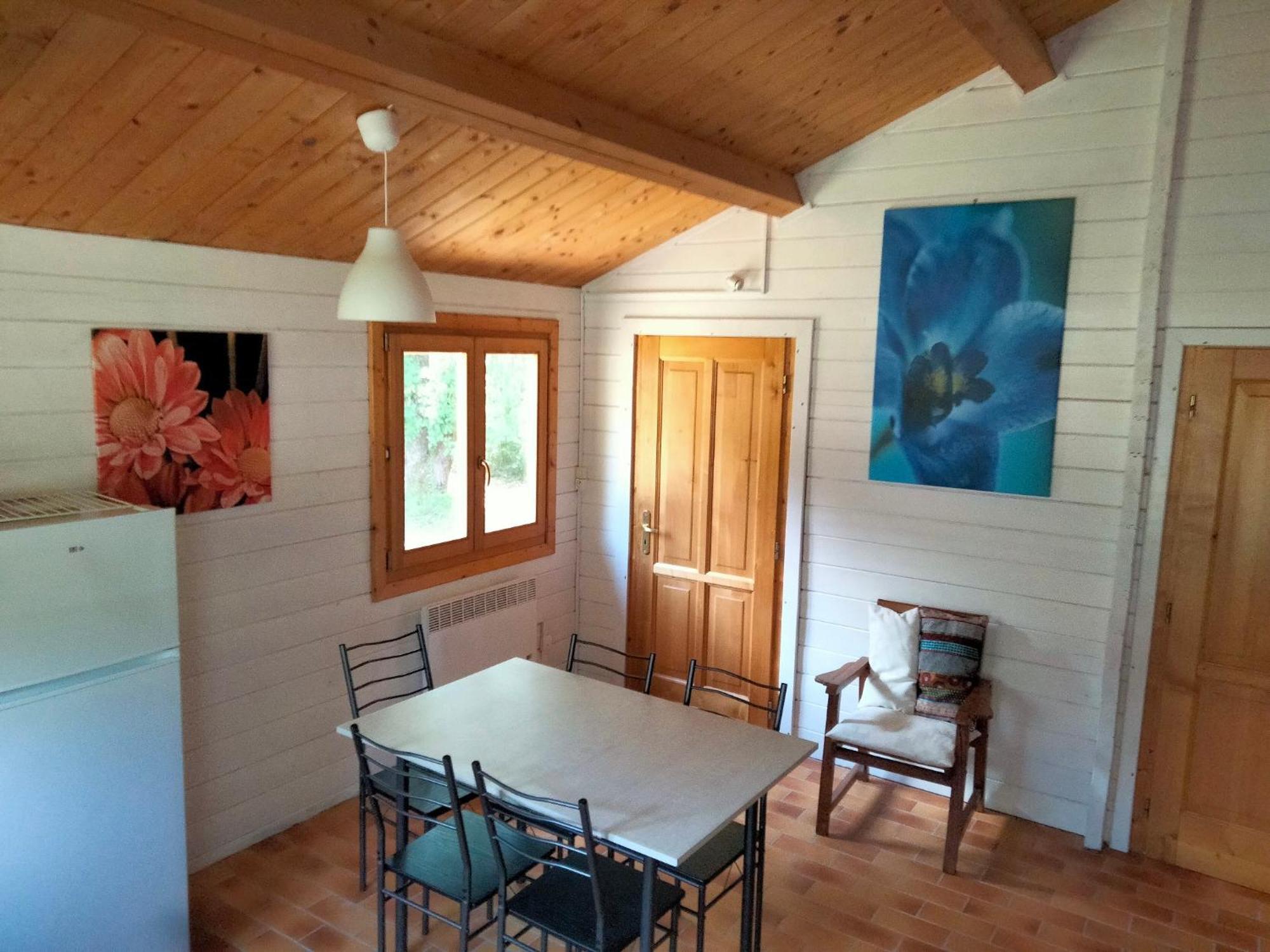 Camping Fontaine Du Roc Guest House Devillac Eksteriør bilde